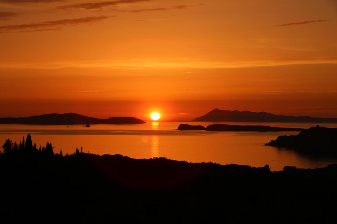 Sunset Sea View Villa 6 Arillas  Dış mekan fotoğraf